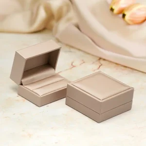 &Sigma;&Upsilon;&Sigma;&Kappa;&Epsilon;&Upsilon;&Alpha;&Sigma;&Iota;&Alpha; &Gamma;&Alpha;&Mu;&Omicron;&Upsilon;